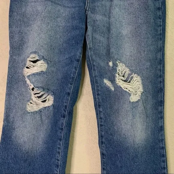 Zara Distressed Jeans - Picture 4 of 12